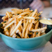 Во время просмотра скучных передач люди больше едят