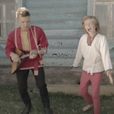 Russian Edition: Sia – Chandelier