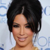 Ким Кардашьян получила в подарок 1000 роз