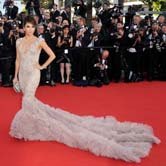 Звезды на Каннском кинофестивале: 42 наряда