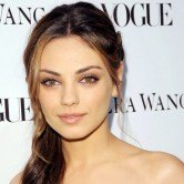 Мила Кунис ждет ребенка