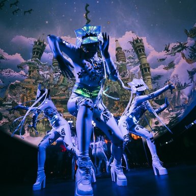 Новогодняя мистерия на выставке Mystic Universe