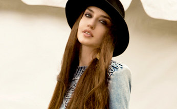 Фестивальная коллекция FASHION AGAINST AIDS в магазинах H&M