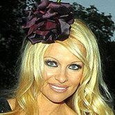 Хайди Клум и Памела Андерсон «проросли»