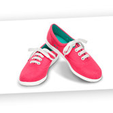 Бренд Crocs продал миллионную пару обуви