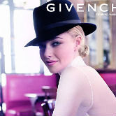 Аманда Сейфрид – новое лицо аромата Givenchy