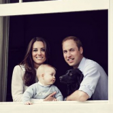 Уильям и Кейт представили новый семейный портрет