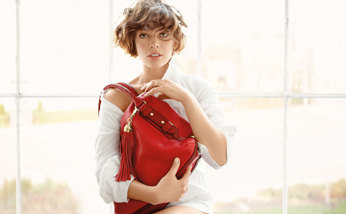 Томми Хилфигер и Мила Йовович поддерживают Всемирную Организацию  Здоровья Груди