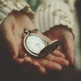 Дизайнеры составили режим дня великих людей