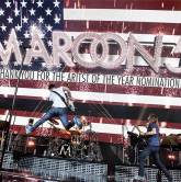 Maroon 5 объявили дату выхода нового альбома