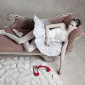 Сара Маргарет Квелли – новое лицо Bloch