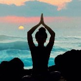 В питерских парках будут проходить бесплатные занятия йогой