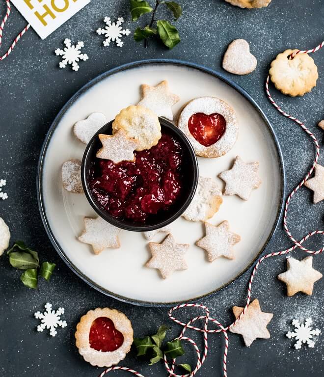 Традиционное немецкое печенье Linzer cookies. Традиционное немецкое печенье Linzer cookies.