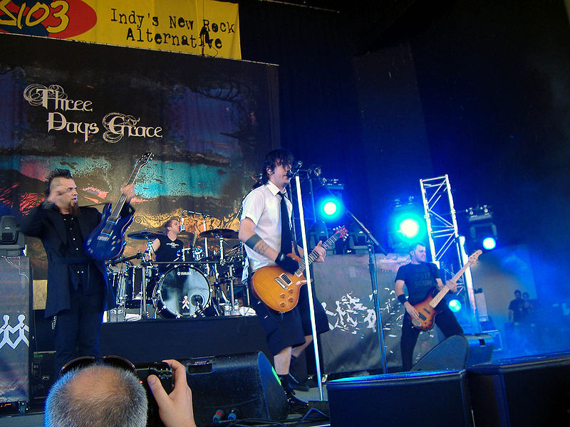 800px-ThreeDaysGraceLive.JPG 800px-ThreeDaysGraceLive.JPG